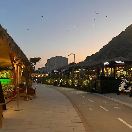 Helen & Friends 3 Bedrooms *