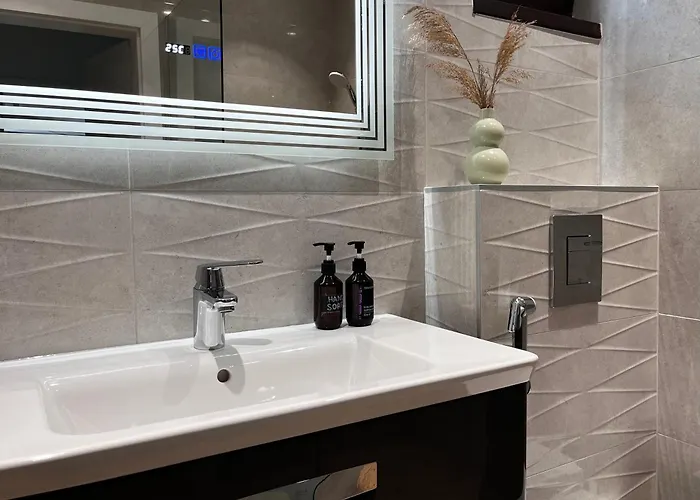 Appartamento Helen & Friends 3 Bedrooms Balchik