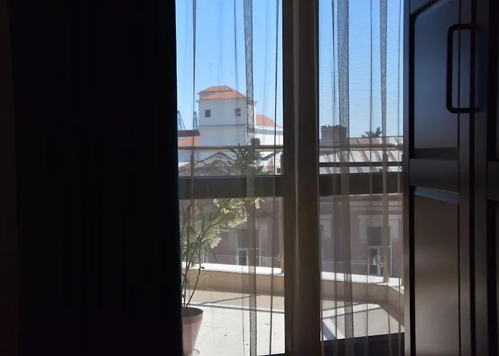 Helen & Friends 3 Bedrooms דירה