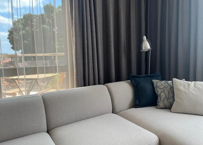 Helen & Friends 3 Bedrooms *